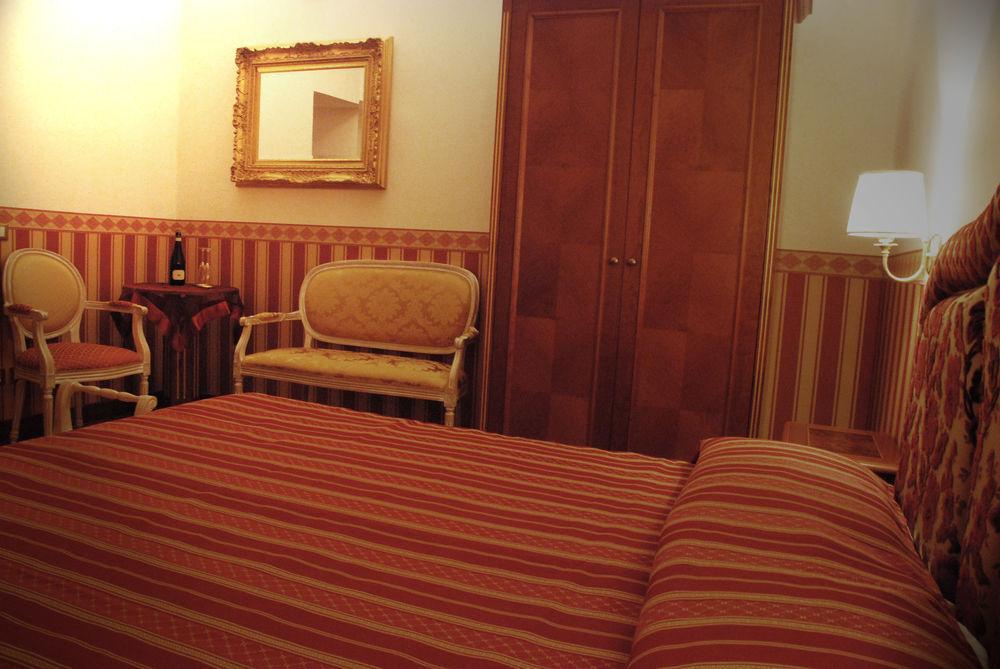 Barberini Suites Рим Екстериор снимка