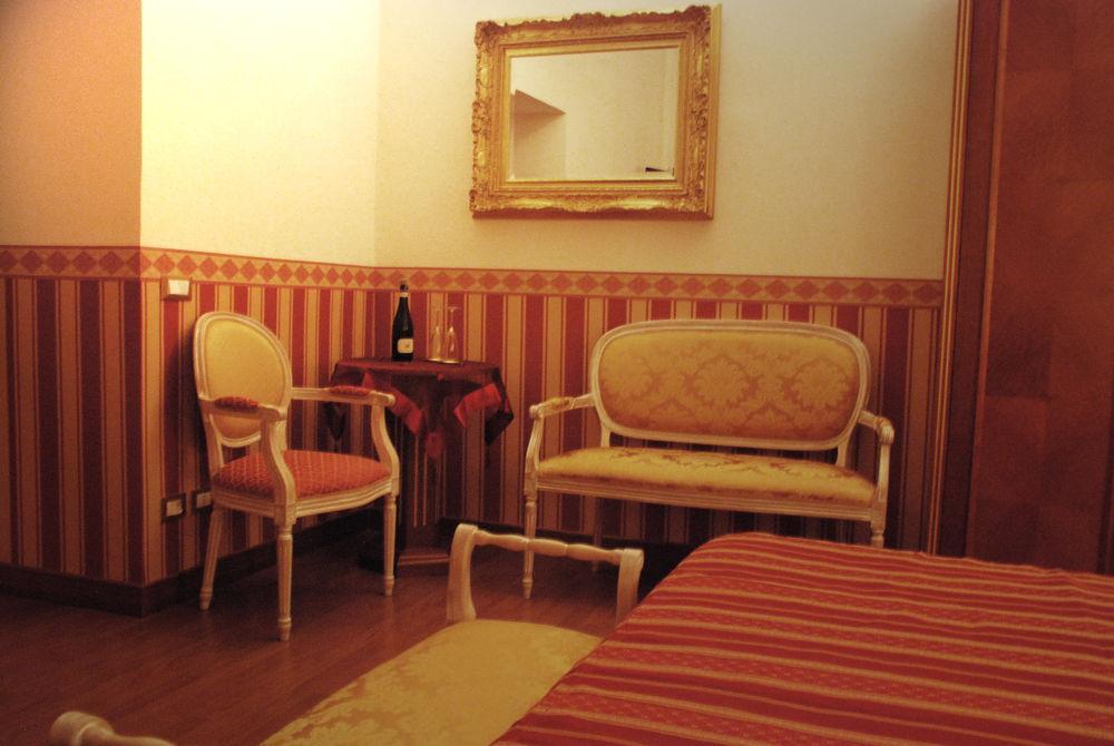 Barberini Suites Рим Екстериор снимка