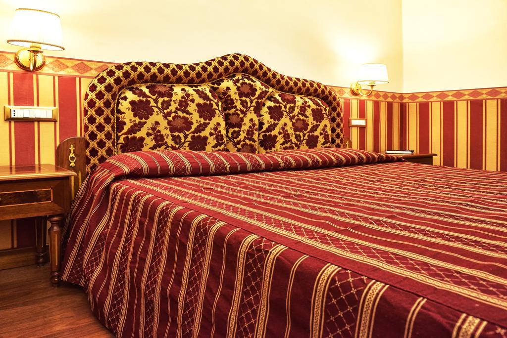 Barberini Suites Рим Екстериор снимка