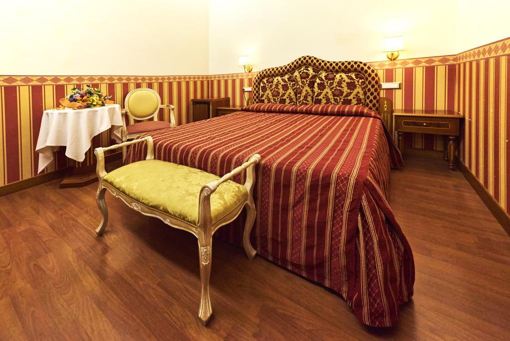 Barberini Suites Рим Екстериор снимка